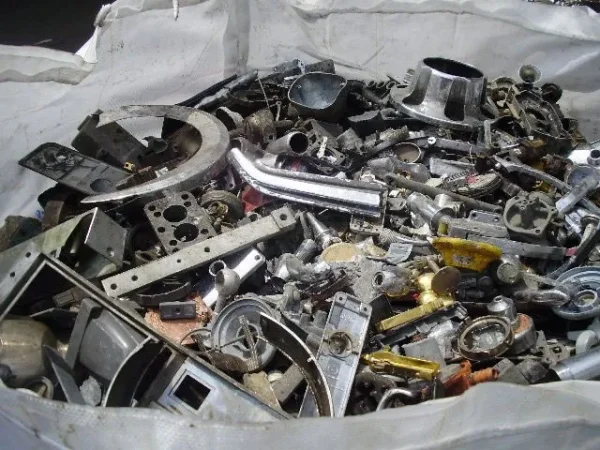 Old Zinc Die Cast Scrap (Saves)